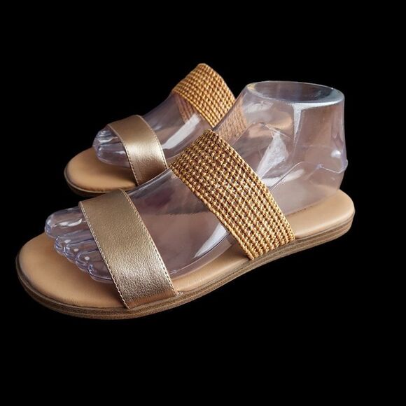 - Lc Lauren Conrad memory foam VGC 7 Medium - Picture 4 of 6